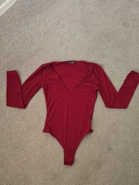 Fashion Nova Red Long Sleeve V-Neck Bodysuit
